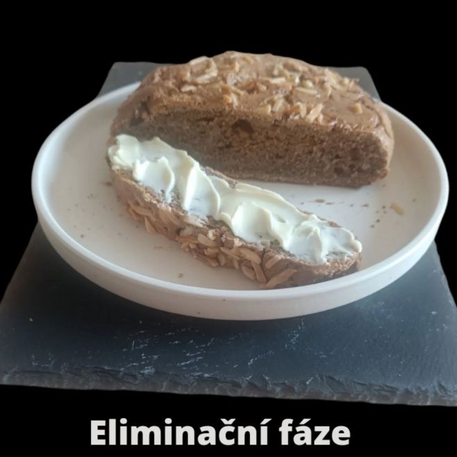 Hody, hody, doprovody - dejte AIP mazanec.🐰 Bez vajíček, bez lepku, bez mléka – ale pořád krásně vláčný a voňavý, jak to...